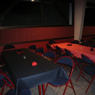 quelques tables décorées
